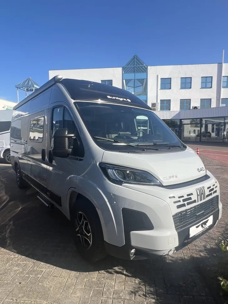 Fahrzeugbild Sunlight Cliff X 640 Fiat #3