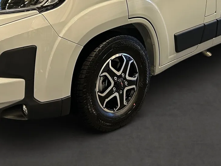 Fahrzeugbild Malibu Charming coupé 600 DB K #6