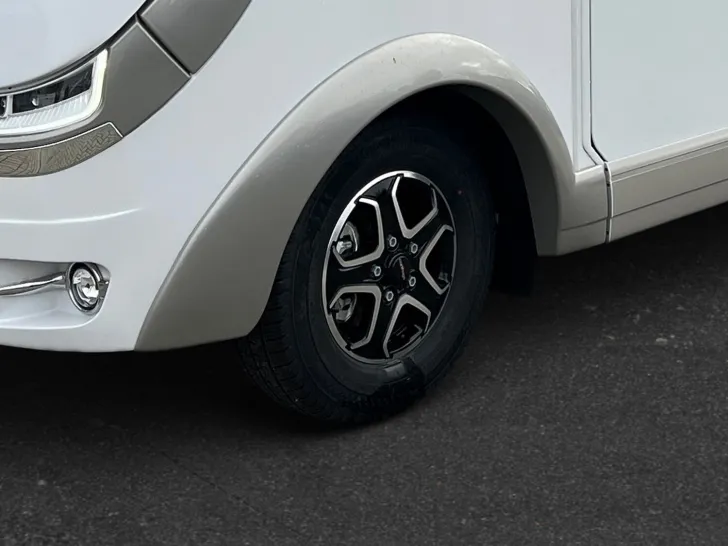 Fahrzeugbild Carthago chic c-line I 6.2 XL QB Fiat (274) #8