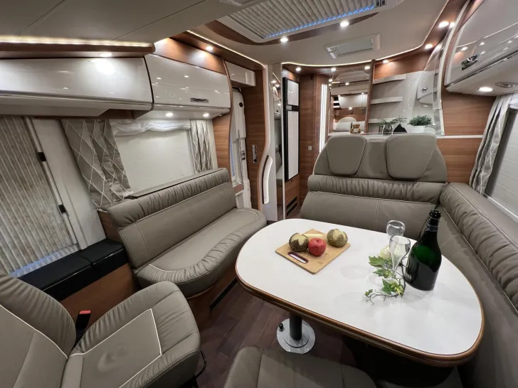 Fahrzeugbild Carthago chic c-line I 6.2 XL QB Fiat (274) #16