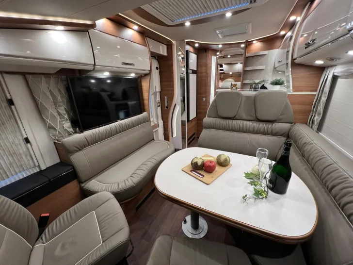 Fahrzeugbild Carthago chic c-line I 6.2 XL QB Fiat (274) #17