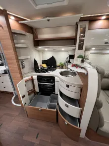 Fahrzeugbild Carthago chic c-line I 6.2 XL QB Fiat (274) #22