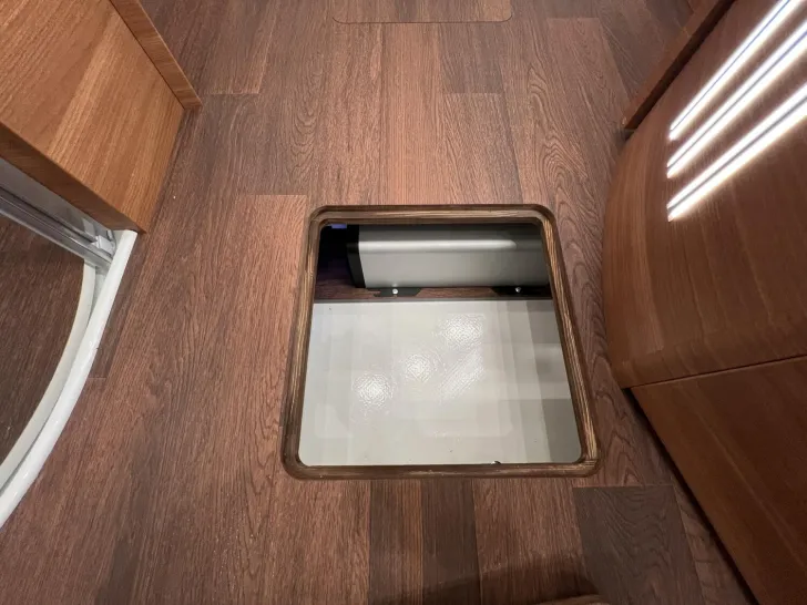 Fahrzeugbild Carthago chic c-line I 6.2 XL QB Fiat (274) #36