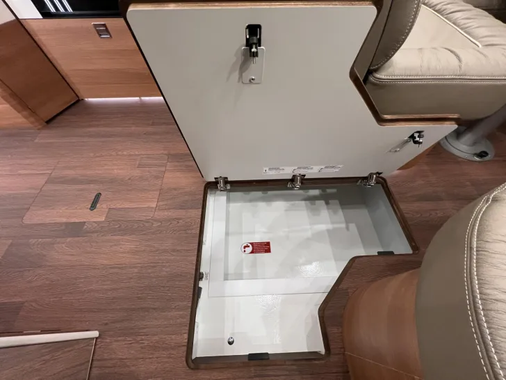 Fahrzeugbild Carthago chic c-line I 6.2 XL QB Fiat (274) #40