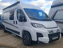 Schräg Vorne Weinsberg CaraBus 600 MQ EDITION [FIRE]