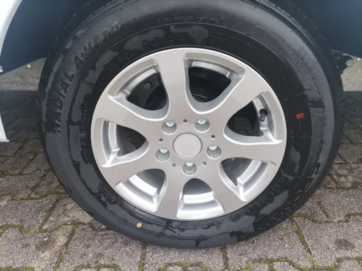 Fahrzeugbild Weinsberg CaraOne EDITION HOT 390 QD #7