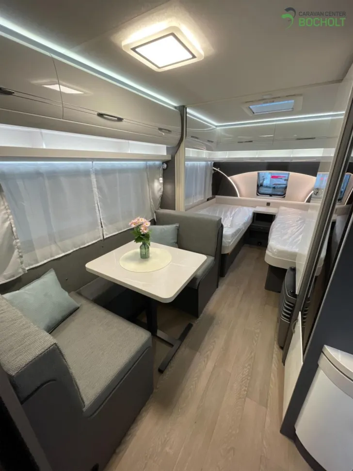 Fahrzeugbild Hobby Excellent 460 SL Modell 2026 / 1500 kg #8