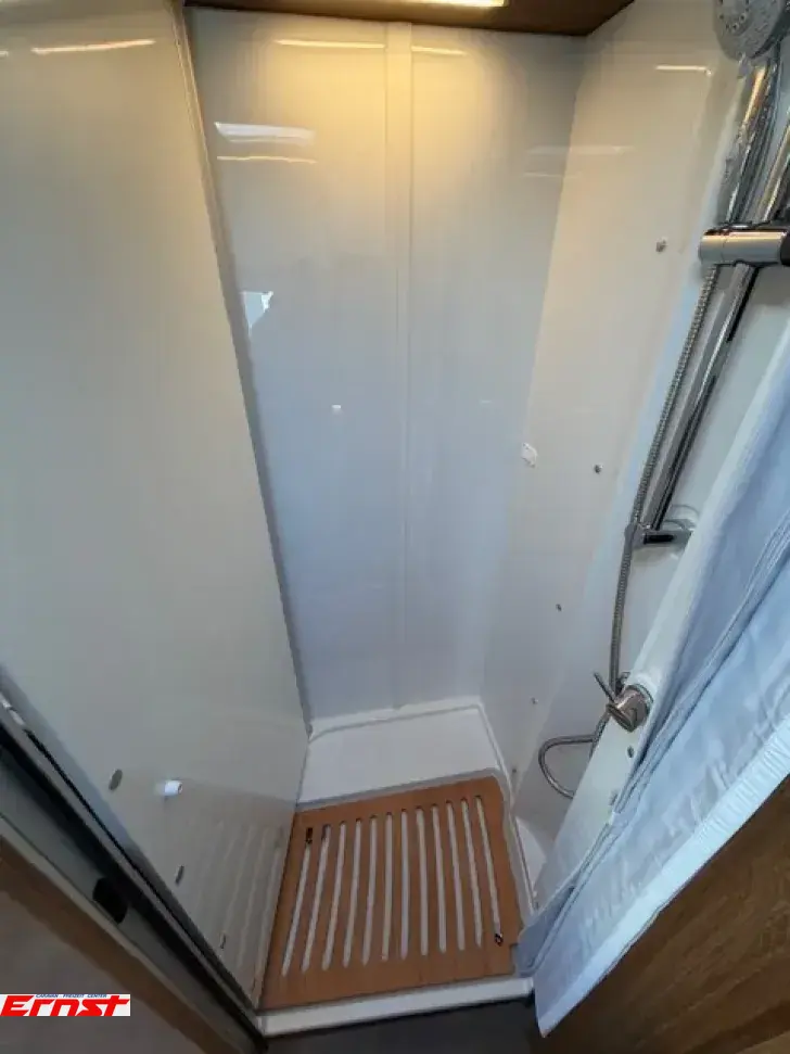 Fahrzeugbild Laika Ecovip L 3019 Titanio #9