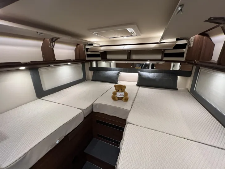 Fahrzeugbild Carthago chic c-line I 4.9 LE Mercedes (317) #27