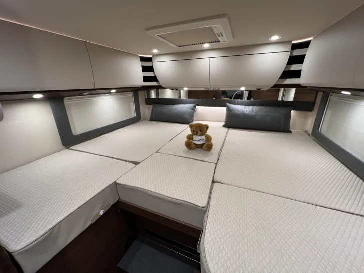 Fahrzeugbild Carthago chic c-line I 4.9 LE Mercedes (317) #30