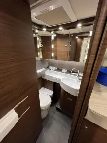 Fahrzeugbild Carthago chic c-line I 4.9 LE Mercedes (317) #36