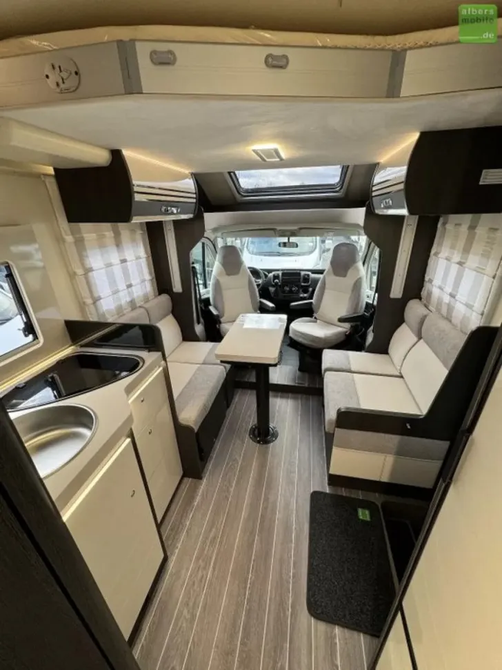 Fahrzeugbild Roller Team Kronos 287 TL Automatik Einzelbetten Hubbett #22