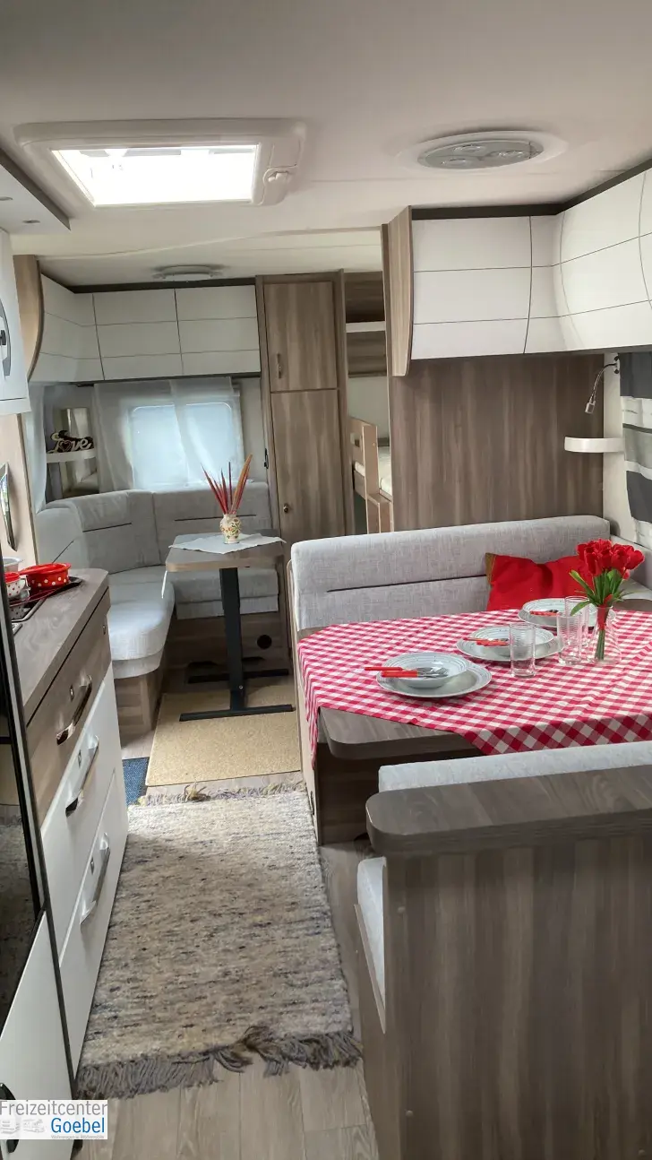 Sicht vorne-hinten Hobby Excellent Edition 650 KMFe