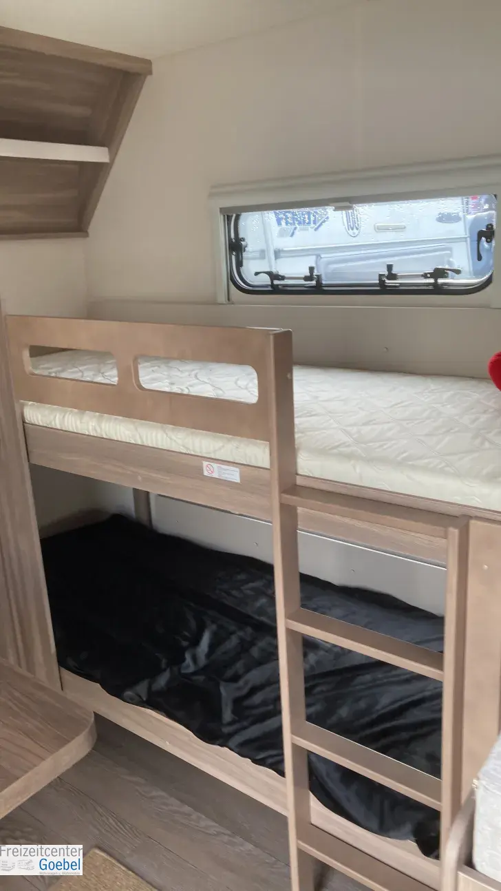 Etagenbetten Hobby Excellent Edition 650 KMFe