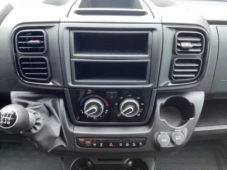 Fahrzeugbild Sunlight T 67 Aktion  Ready to roll? #9