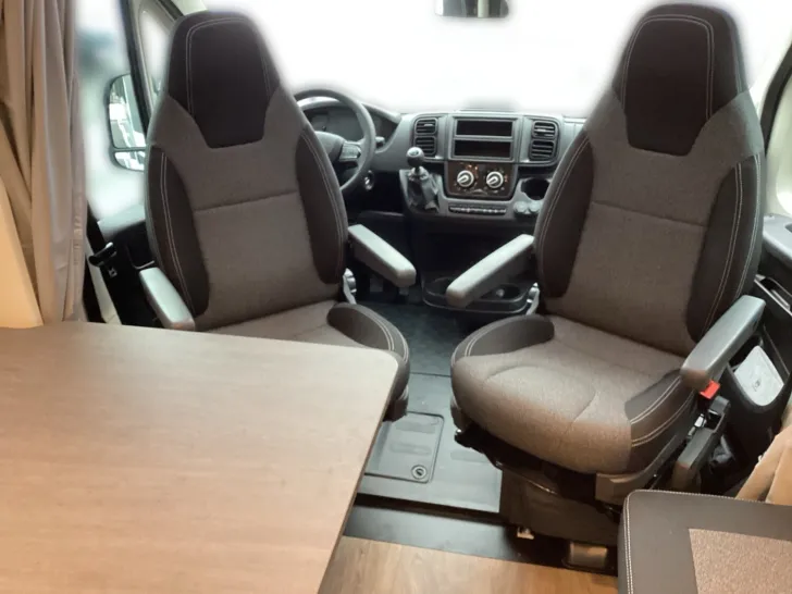 Fahrzeugbild Sunlight T 67 Aktion  Ready to roll? #11