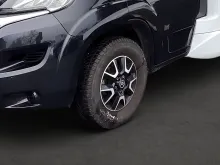 Fahrzeugbild Bürstner Limited T 726 G Hubbett, SAT-Anlage, Dachklima #6