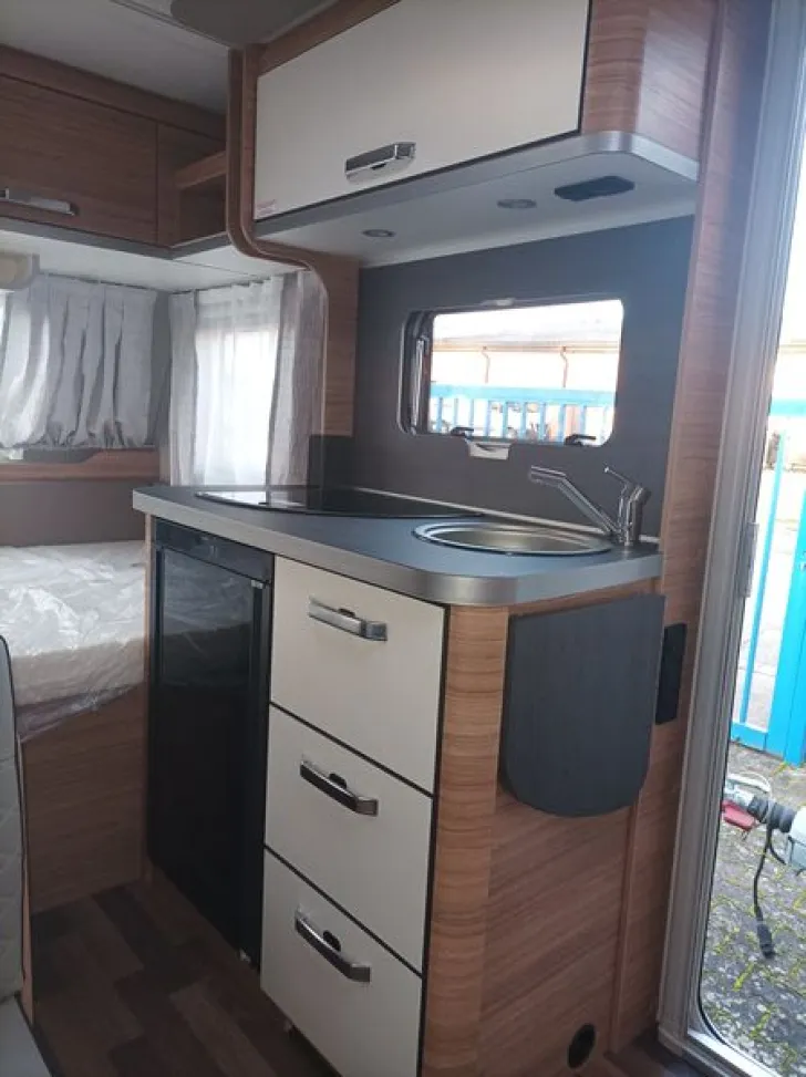 Fahrzeugbild Weinsberg CaraOne EDITION HOT 390 QD #13