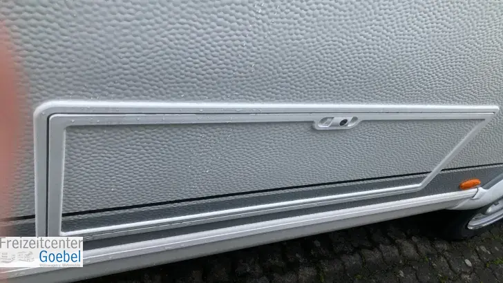 Heckgarage Hobby Prestige 560 WLU