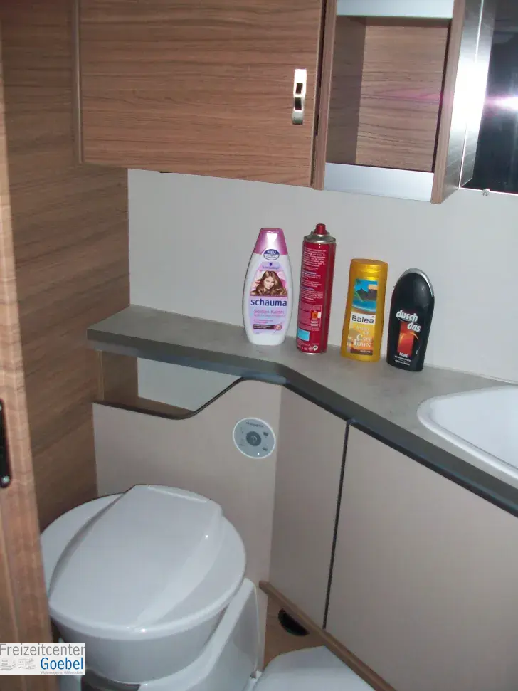 Fahrzeugbild Knaus Sport 460 EU #19