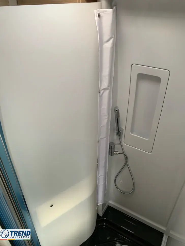 Fahrzeugbild Dethleffs Globetrail 600 DS Fiat #16