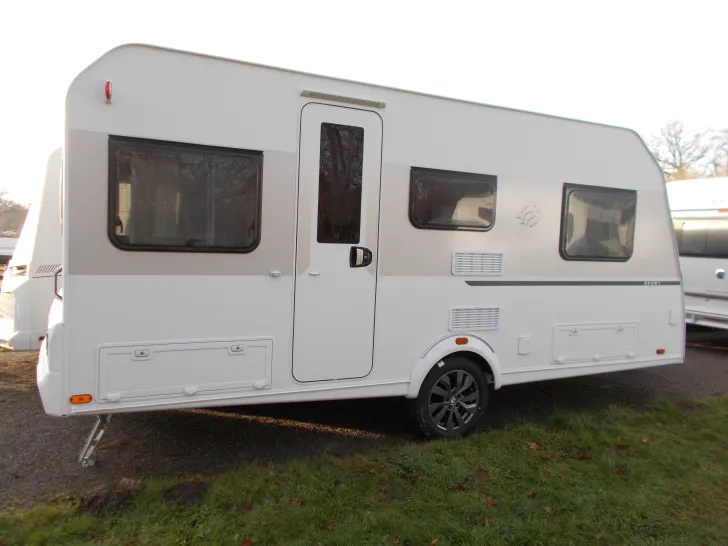 Fahrzeugbild Knaus Sport 460 EU Ambientebeleuchtung uvm. #6