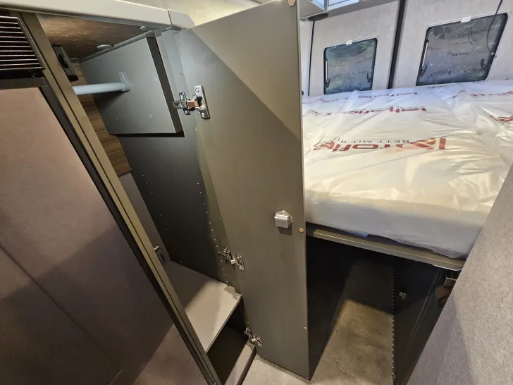 Fahrzeugbild Hymer Camper Van Grand Canyon S 700 CROSS TRAIL Voll-Ausstattung #22