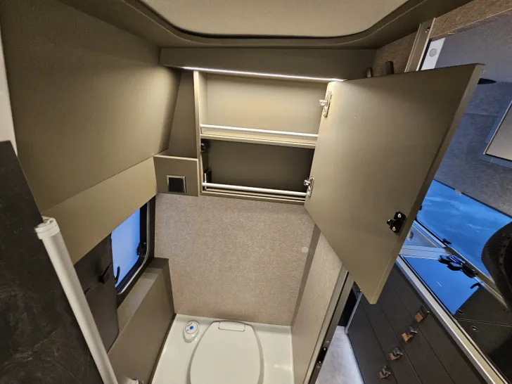 Fahrzeugbild Hymer Camper Van Grand Canyon S 700 CROSS TRAIL Voll-Ausstattung #23