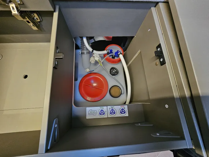 Fahrzeugbild Hymer Camper Van Grand Canyon S 700 CROSS TRAIL Voll-Ausstattung #34