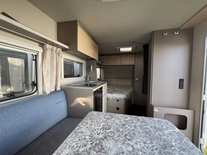 Fahrzeugbild Weinsberg CaraCito 450 FU Cara-Cito Paket 1350KG #8