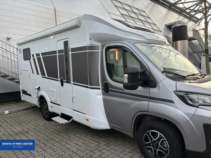 Fahrzeugbild Carado T 328 #2