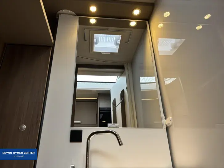 Fahrzeugbild Carado T 328 #11