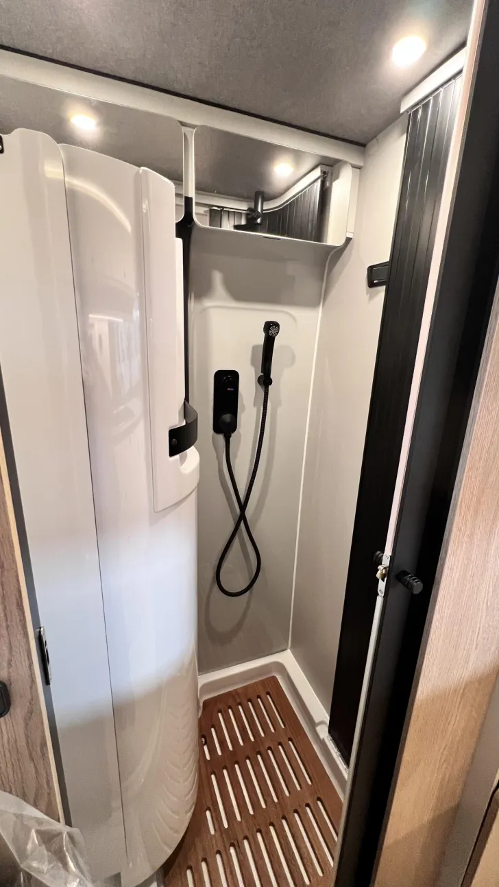 Fahrzeugbild Hobby OnTour Van 640 ET - Lithium/Automatik #7