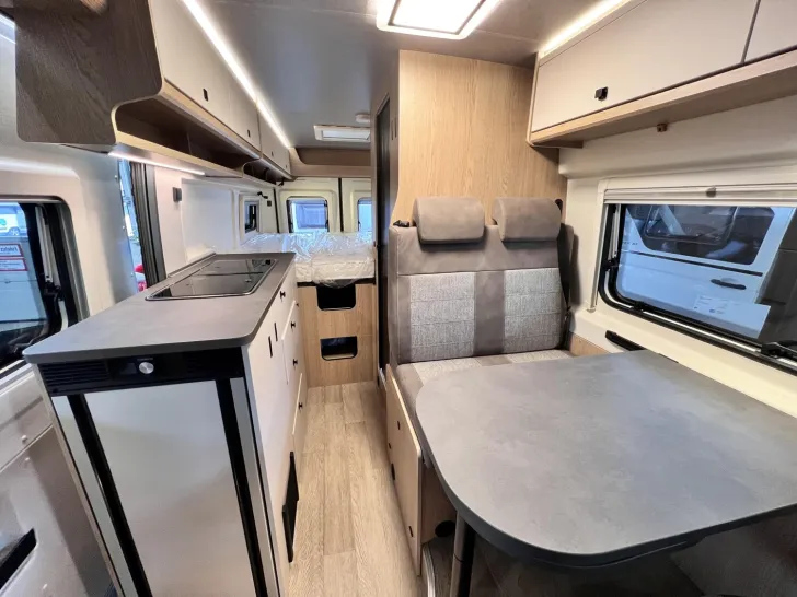 Fahrzeugbild Hobby OnTour Van 640 ET - Lithium/Automatik #11
