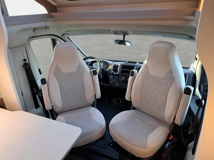 Fahrzeugbild Carado T 328 Pro+ Automatik, Solar, LTE, TV #8