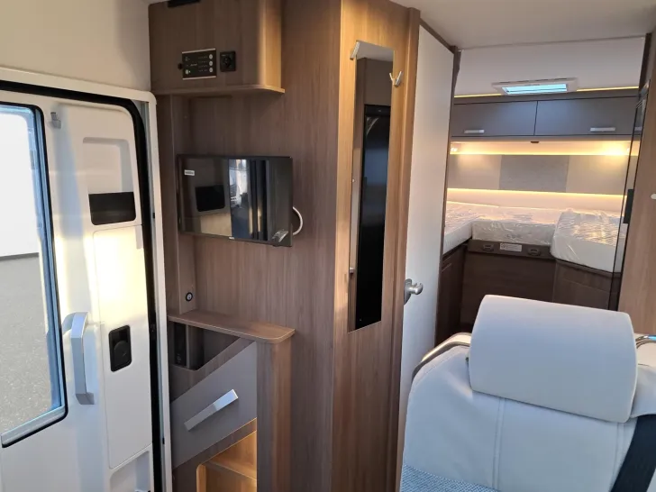 Fahrzeugbild Carado T 328 Pro+ Automatik, Solar, LTE, TV #11