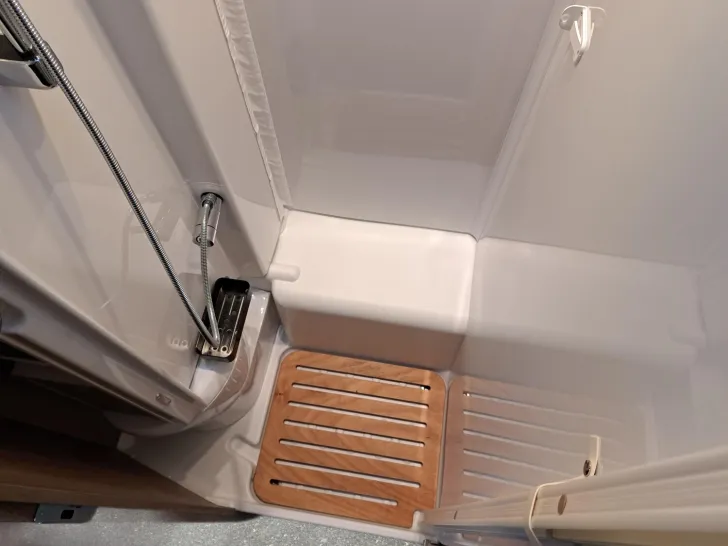Fahrzeugbild Carado T 328 Pro+ Automatik, Solar, LTE, TV #19