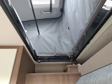 Fahrzeugbild Carado pro CV 541 Automatik, Rahmenfenster #10