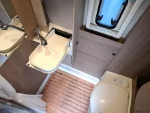 Fahrzeugbild Carado pro CV 541 Automatik, Rahmenfenster #15