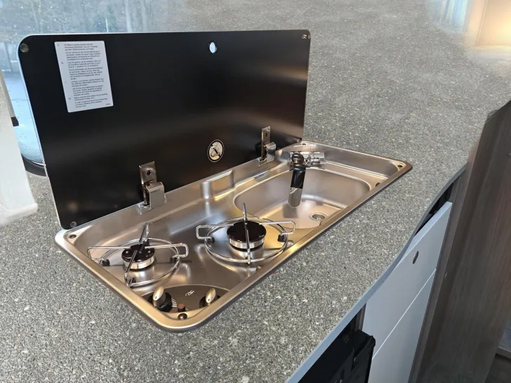 Fahrzeugbild Carado V 337 Pro+ Automatik, Solar, LTE, TV-Paket #13