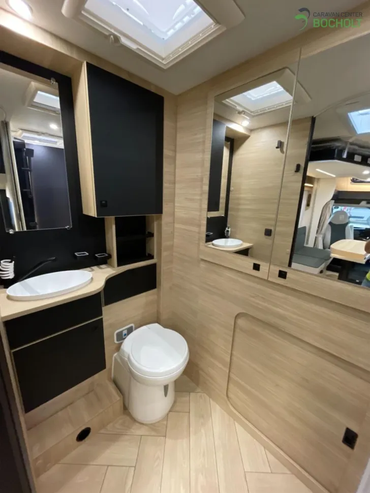 Fahrzeugbild Challenger Graphite 270 Modell 2026 / Drive / Look / Artik #9