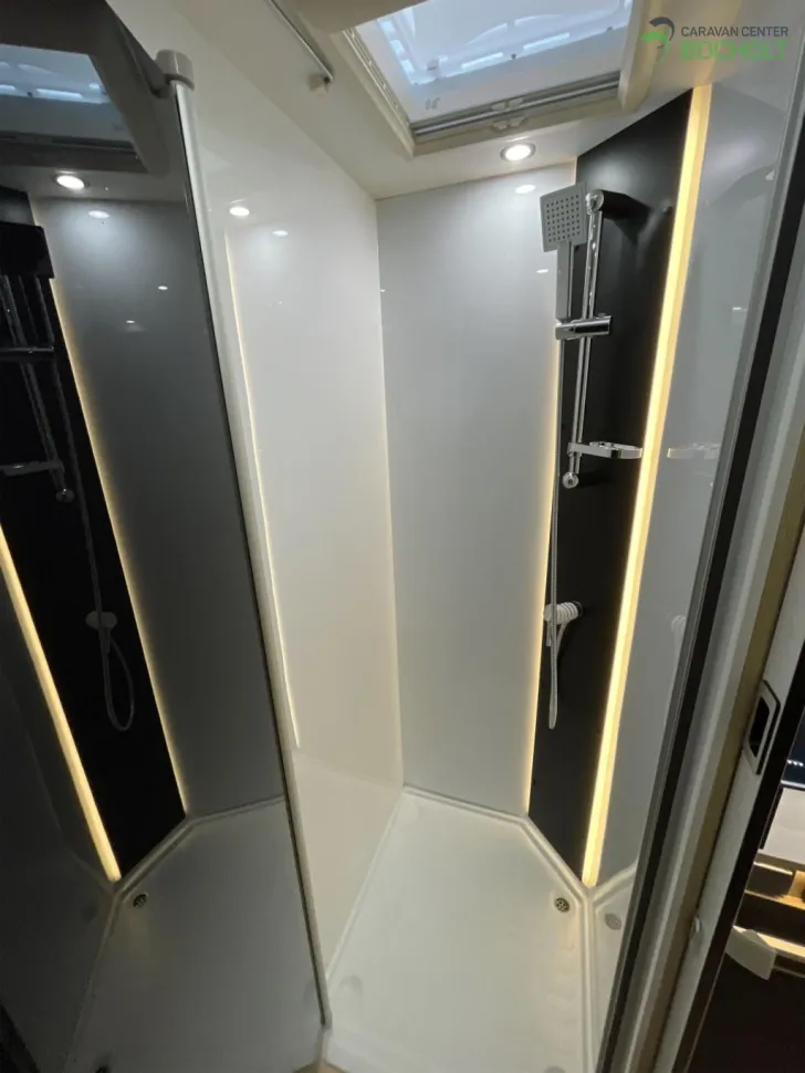 Fahrzeugbild Challenger Graphite 270 Modell 2026 / Drive / Look / Artik #10