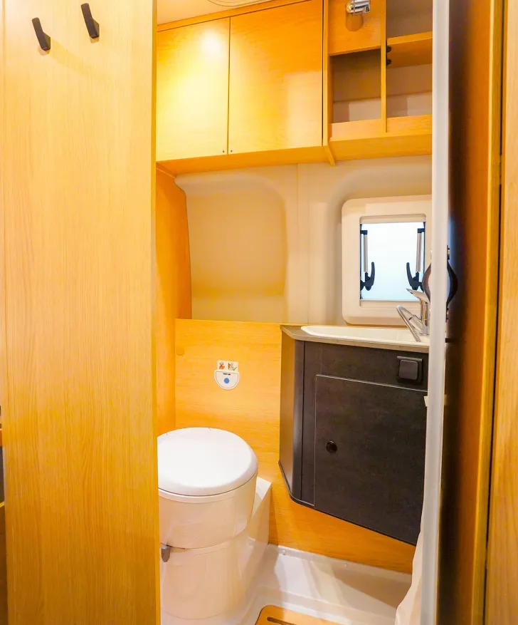 Fahrzeugbild Sunlight Cliff 4x4 Greentrek 590 **AUSSTELLUNGSFAHRZEUG** #10