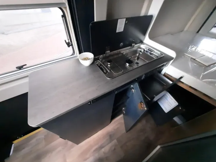 Fahrzeugbild Sunlight Camper Van Cliff 600 X RT Verfüg./Sparen Sie 5.901,- € #15