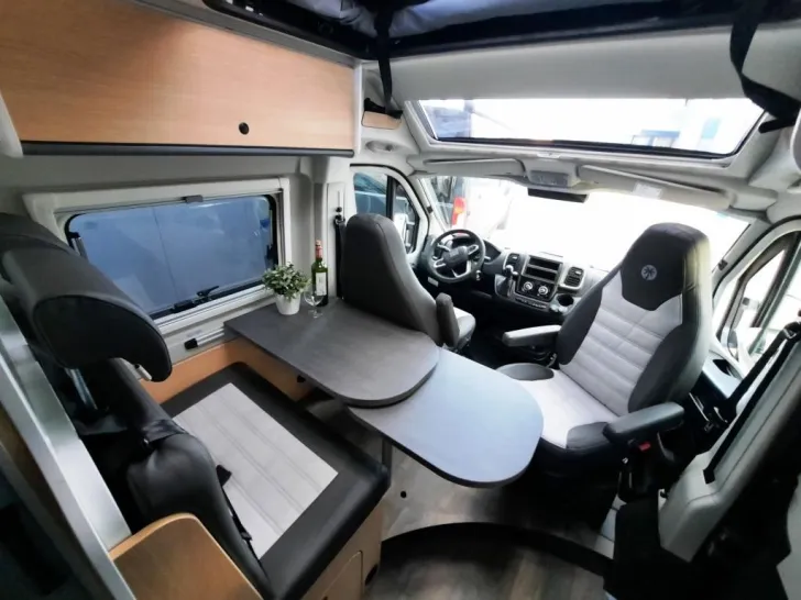 Fahrzeugbild Sunlight Camper Van Cliff 600 X RT Verfüg./Sparen Sie 5.901,- € #8