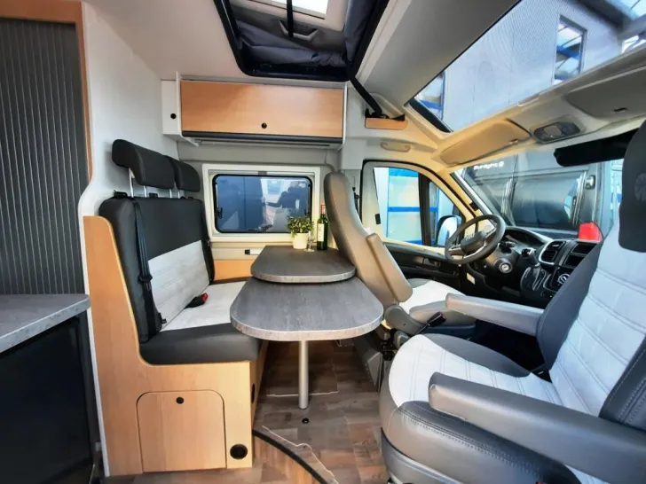 Fahrzeugbild Sunlight Camper Van Cliff 600 X RT Verfüg./Sparen Sie 5.901,- € #9