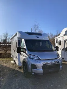 Fahrzeugbild Carado T 459 Queensbett + face2face #1