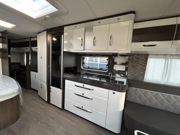 Fahrzeugbild Hobby Prestige 650 KFU #8