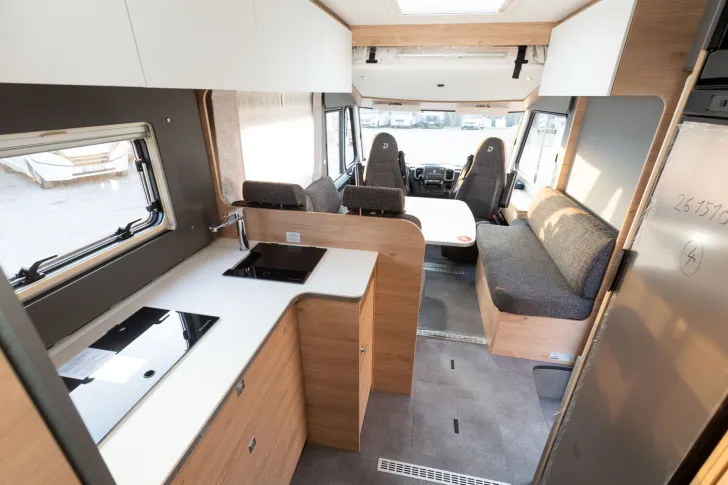 Fahrzeugbild Dethleffs XL Family 7812-2 // UVP: 145.718  #17