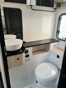 Fahrzeugbild Hobby De Luxe 460 SL #8